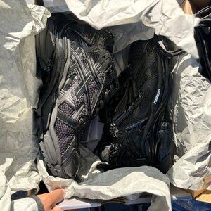 Balenciaga black runner trainers